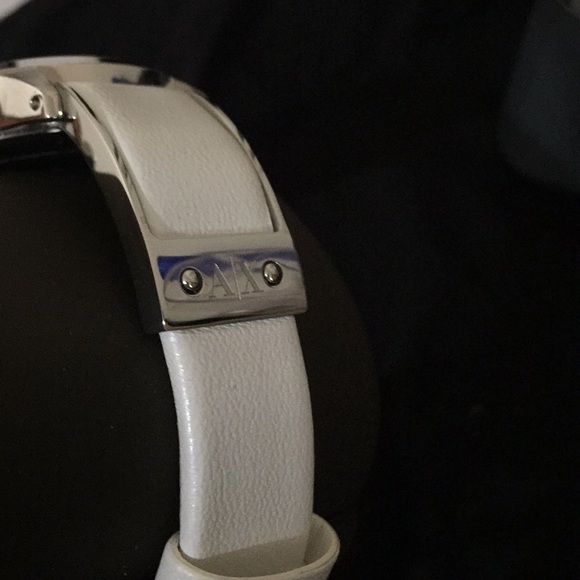 ARMANI EXCHANGE - Picture 9 of 11